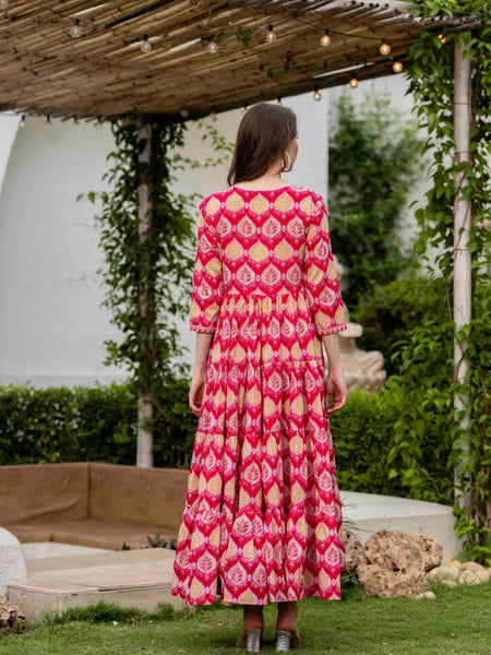 Pink Cotton Printed V-Neck 3/4 Sleeves Calf Length Flared Dress