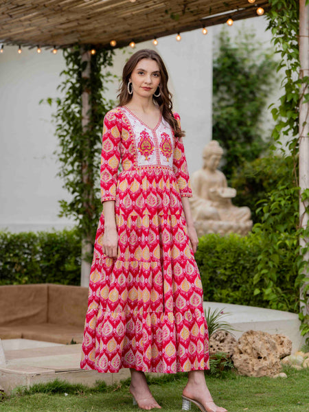 Pink Cotton Printed V-Neck 3/4 Sleeves Calf Length Flared Dress