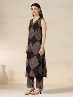 Black Pure Cotton Printed Lace Work V-Neck Sleeveless Calf Length Straight Kurta Pant Set Mizazjaipur