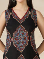 Black Pure Cotton Printed Lace Work V-Neck Sleeveless Calf Length Straight Kurta Pant Set Mizazjaipur