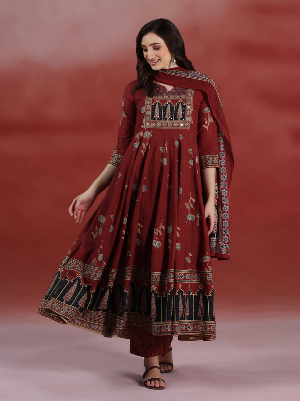 (Pre-order) Barnred Pure Cotton Printed Round Neck 3/4 Sleeves Ankle Length Flared Kurta Pant And Dupatta Set