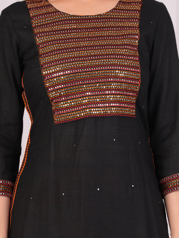 Black Rayon Embroidered Round Neck 3/4 Sleeves Calf Length Straight Kurta