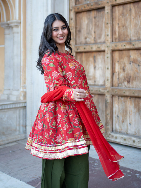 (Pre-order) Red Pure Cotton Printed Round Neck Full Sleeves Hip Length Flared Kurta Farshi Salwar And Dupatta Set