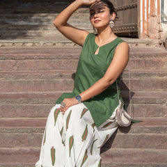 (Pre-order) Pine Green Pure Cotton Solid Round Neck Sleeveless Hip Length Straight Kurta Farshi Salwar Set