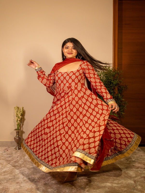 (Pre-order) Maroon Pure Cotton Printed Square Neck Full Sleeves Ankle Length Flared Kurta Pant And Dupatta Set