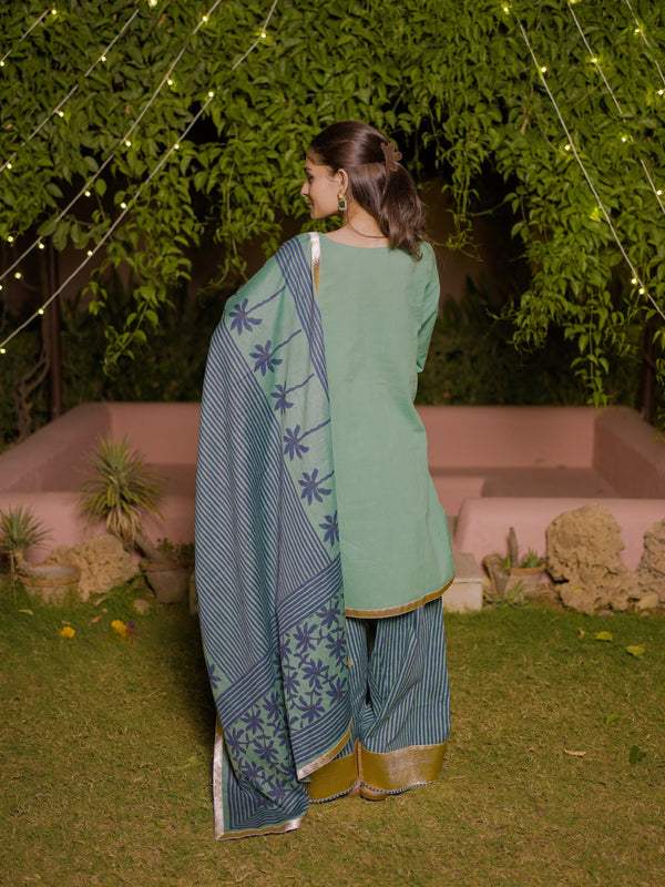 (Pre-order) Topaz Green Pure Cotton Printed Gota Work Round Neck 3/4 Sleeves Hip Length A-Line Kurta Farshi Salwar And Dupatta Set