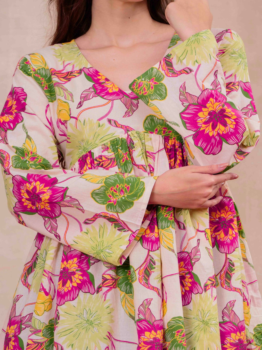 White Pure Cotton Printed V-Neck Full Sleeves Hip Length Flared Top Mizazjaipur