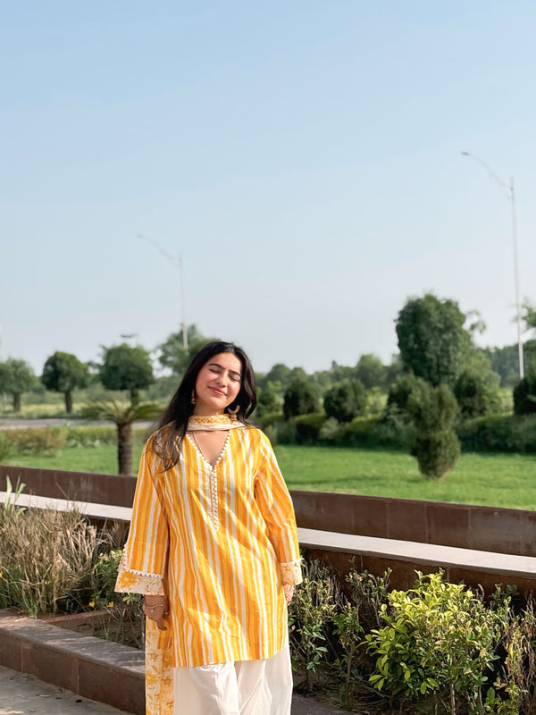Yellow Pure Cotton Printed V-Neck Full Sleeves Hip Length Straight Kurta Farshi Salwar And Dupatta Set