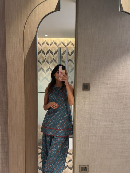 (Pre-order) Grey Pure Cotton Printed Round Neck Sleeveless Hip Length Straight Kurta Farshi Salwar And Dupatta Set Mizazjaipur