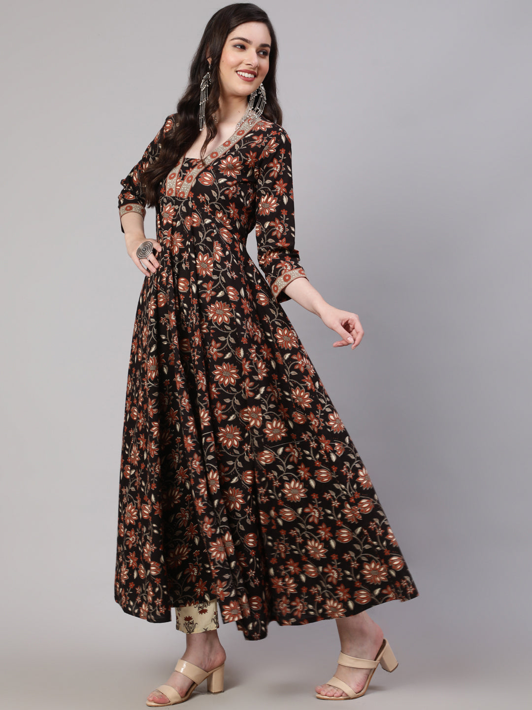 Black Pure Cotton Floral V Neck Anarkali Kurta, Pant & Dupatta Set For Women Mizaz Jaipur