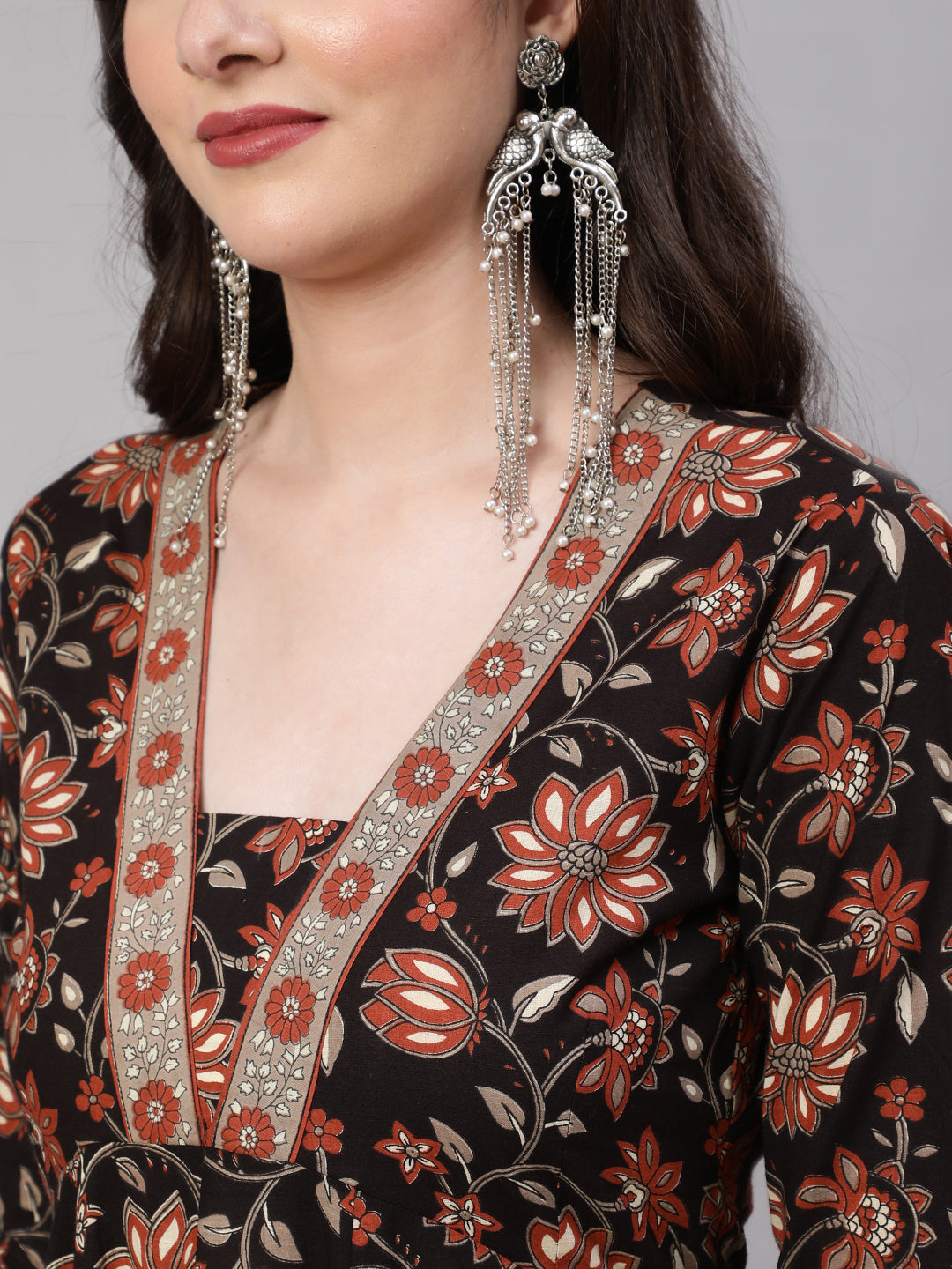 Black Pure Cotton Floral V Neck Anarkali Kurta, Pant & Dupatta Set For Women Mizaz Jaipur