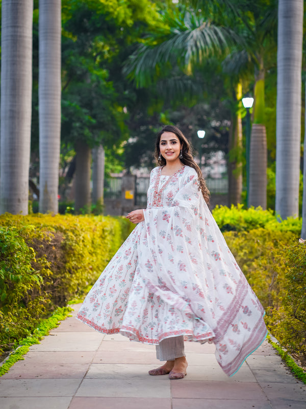 White Pure Cotton Embellished V Neck Anarkali Kurta, Pant & Dupatta Set For Women Mizaz Jaipur