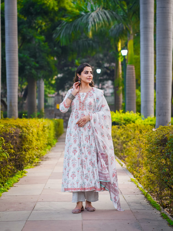 White Pure Cotton Embellished V Neck Anarkali Kurta, Pant & Dupatta Set For Women Mizaz Jaipur