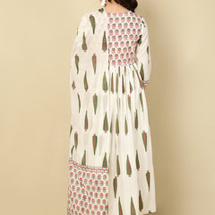 Green Pure Cotton Floral V Neck Flared Kurta, Pant & Dupatta Set For Women Mizaz Jaipur