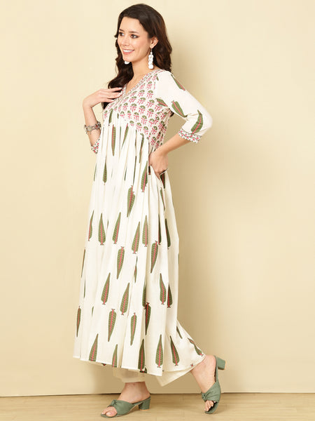 Green Pure Cotton Floral V Neck Flared Kurta, Pant & Dupatta Set For Women Mizaz Jaipur