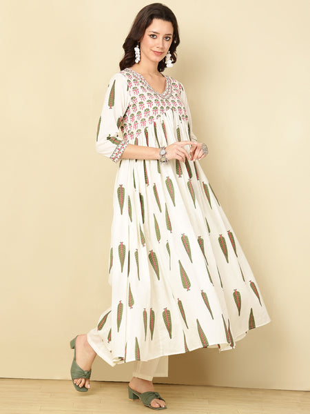 Green Pure Cotton Floral V Neck Flared Kurta, Pant & Dupatta Set For Women Mizaz Jaipur