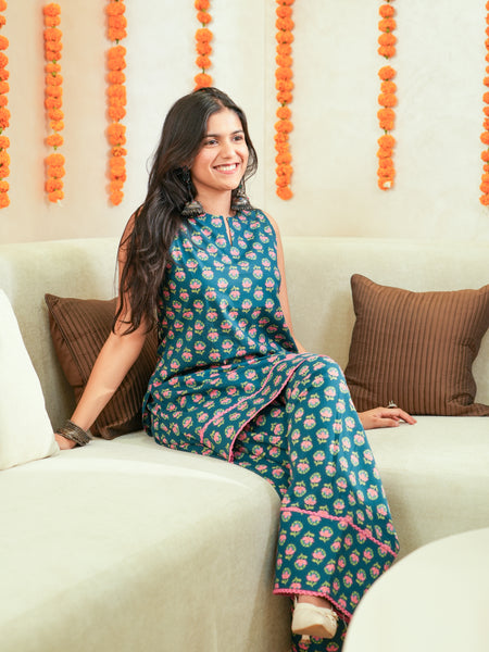 (Pre-order) Teal Pink Floral Pure Cotton Printed Round Neck Sleeveless Hip Length Straight Kurta Farshi Salwar And Dupatta Set Mizazjaipur