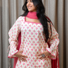 (Pre-order) Off White Pure Cotton Printed Square Neck Full Sleeves Hip Length Straight Kurta Farshi Salwar And Dupatta Set Mizazjaipur