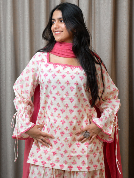 (Pre-order) Off White Pure Cotton Printed Square Neck Full Sleeves Hip Length Straight Kurta Farshi Salwar And Dupatta Set Mizazjaipur
