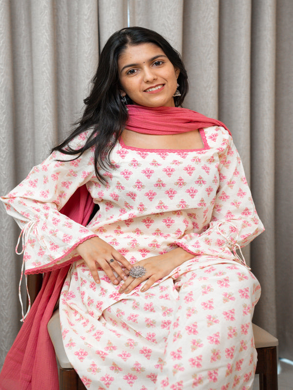 (Pre-order) Off White Pure Cotton Printed Square Neck Full Sleeves Hip Length Straight Kurta Farshi Salwar And Dupatta Set Mizazjaipur