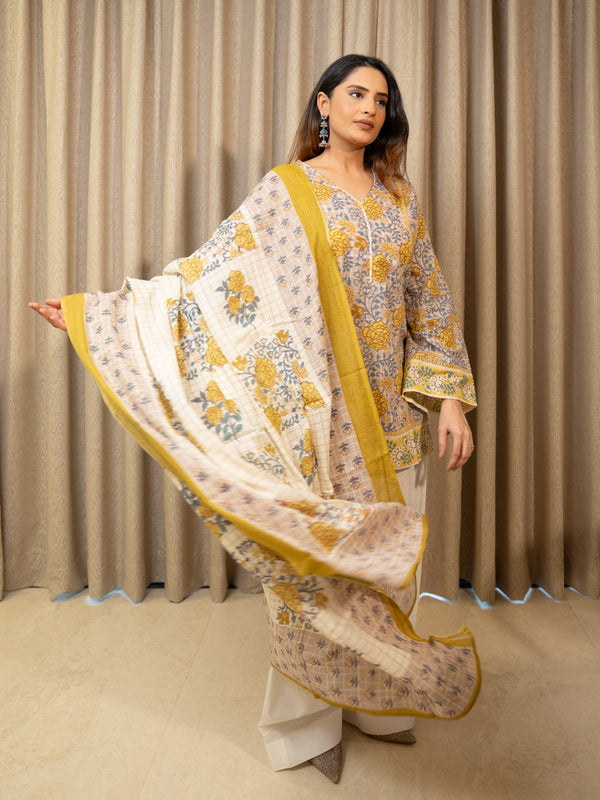 (Pre-order) Misty Floral Pure Cotton Printed V-Neck Full Sleeves Hip Length Straight Kurta Farshi Salwar And Dupatta Set
