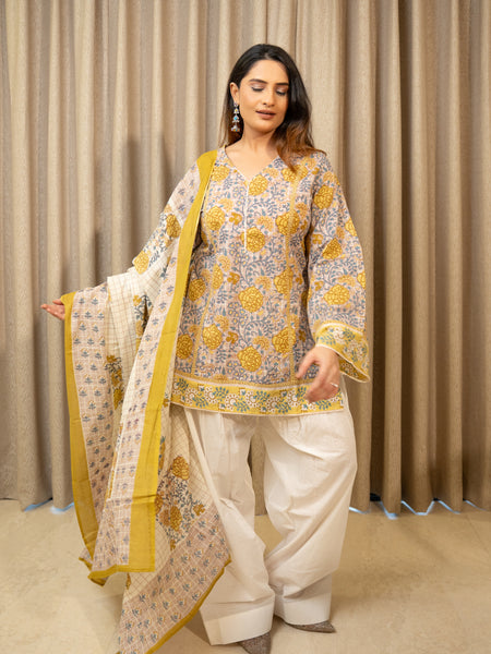 (Pre-order) Misty Floral Pure Cotton Printed V-Neck Full Sleeves Hip Length Straight Kurta Farshi Salwar And Dupatta Set Mizazjaipur