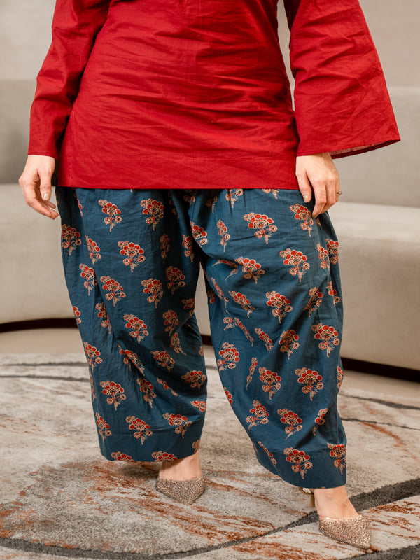 (Pre-order) Maroon Pure Cotton Solid Square Neck Full Sleeves Hip Length Straight Kurta Farshi Salwar Set