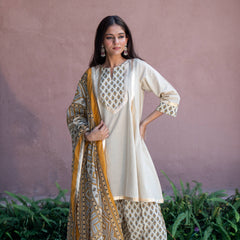 (Pre-order) Beige Pure Cotton Printed Gota Work Round Neck 3/4 Sleeves Hip Length A-Line Kurta Farshi Salwar And Dupatta Set